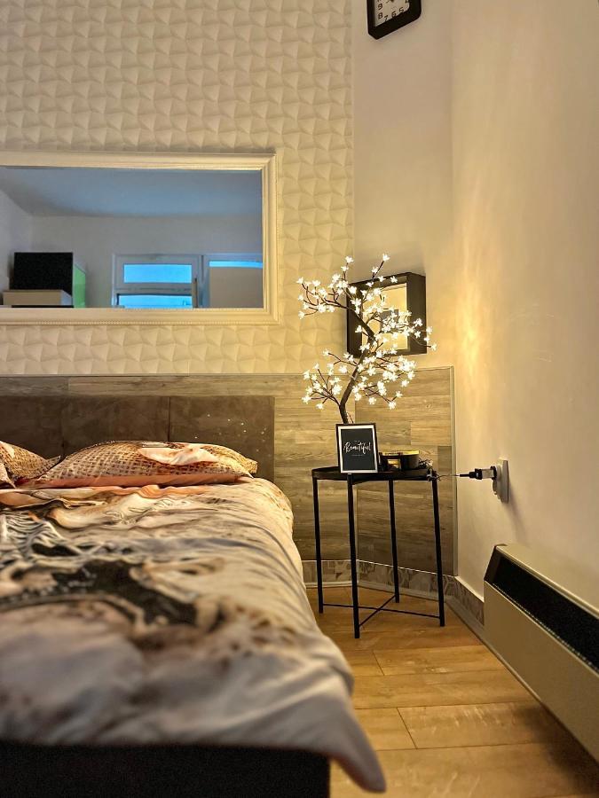 Nilton Apartmans Ni Exterior foto