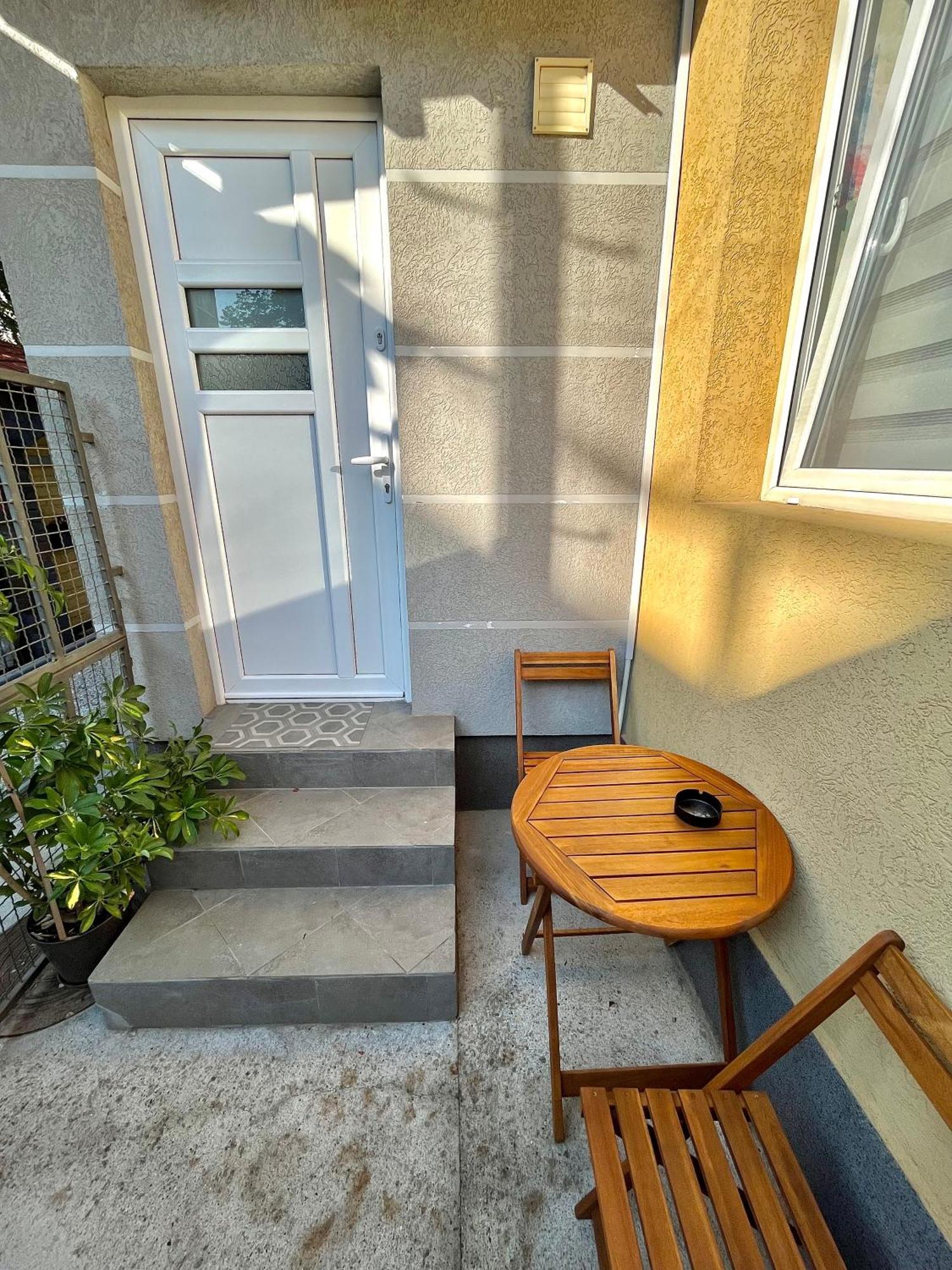 Nilton Apartmans Ni Exterior foto